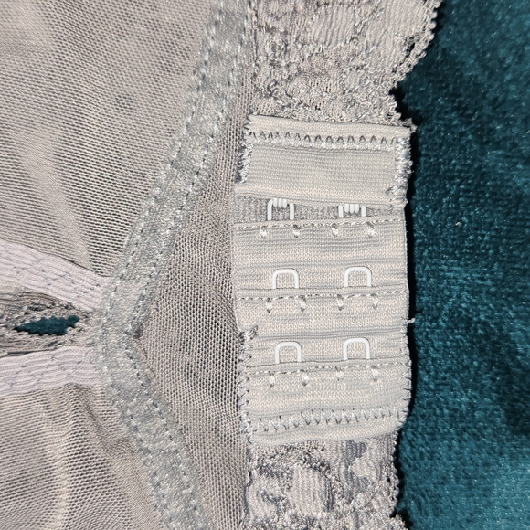 Lot of 2 Free People Bralettes! - Picture 4 of 10